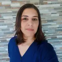 Monique E R Gomes