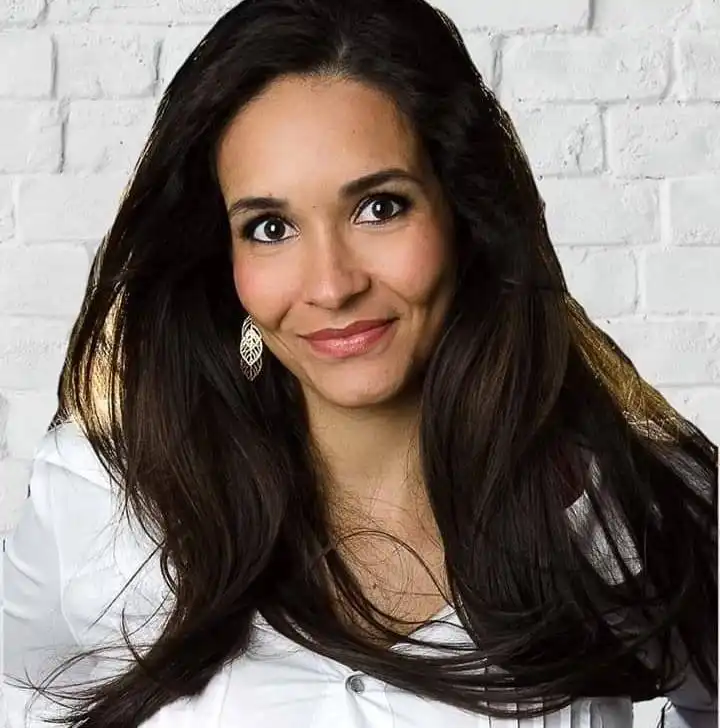 Caroline Vasconcelos Almeida