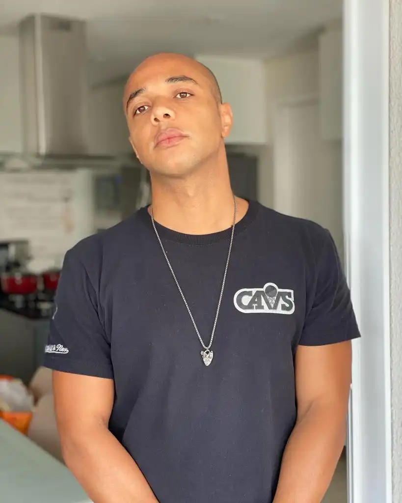 REINALDO OLIVEIRA