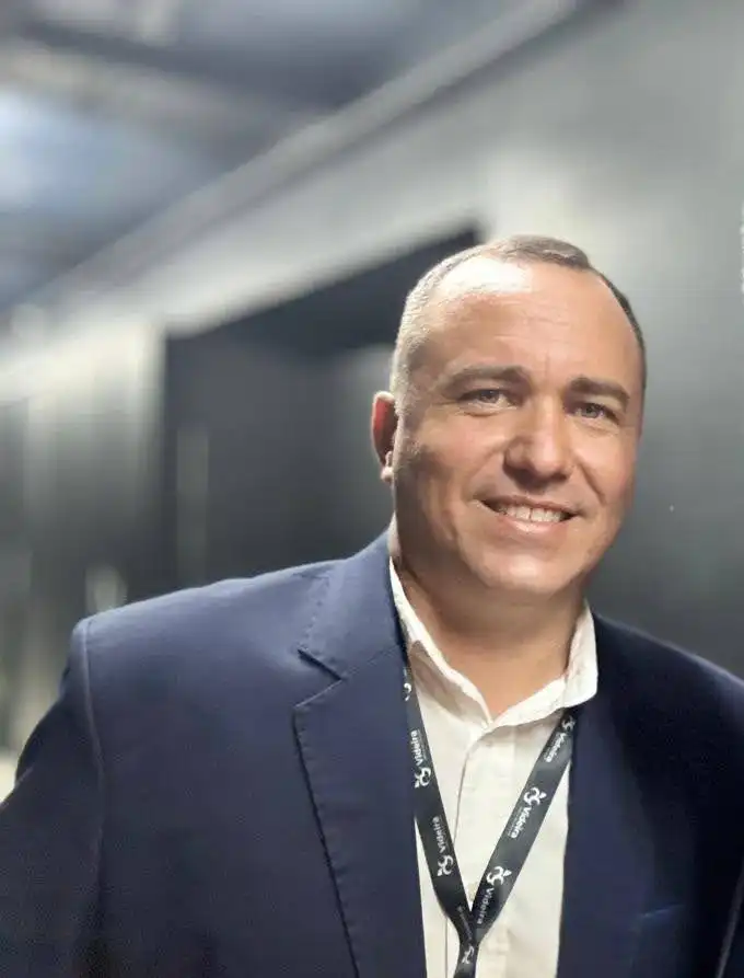 Carlos Oliveira