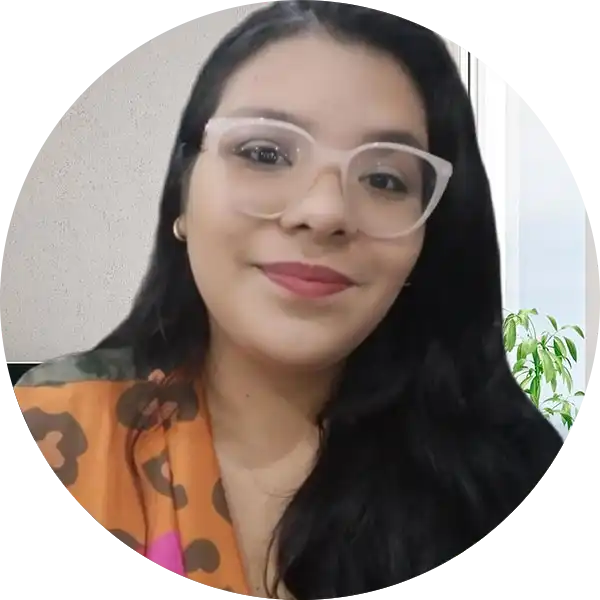 Hana Leão