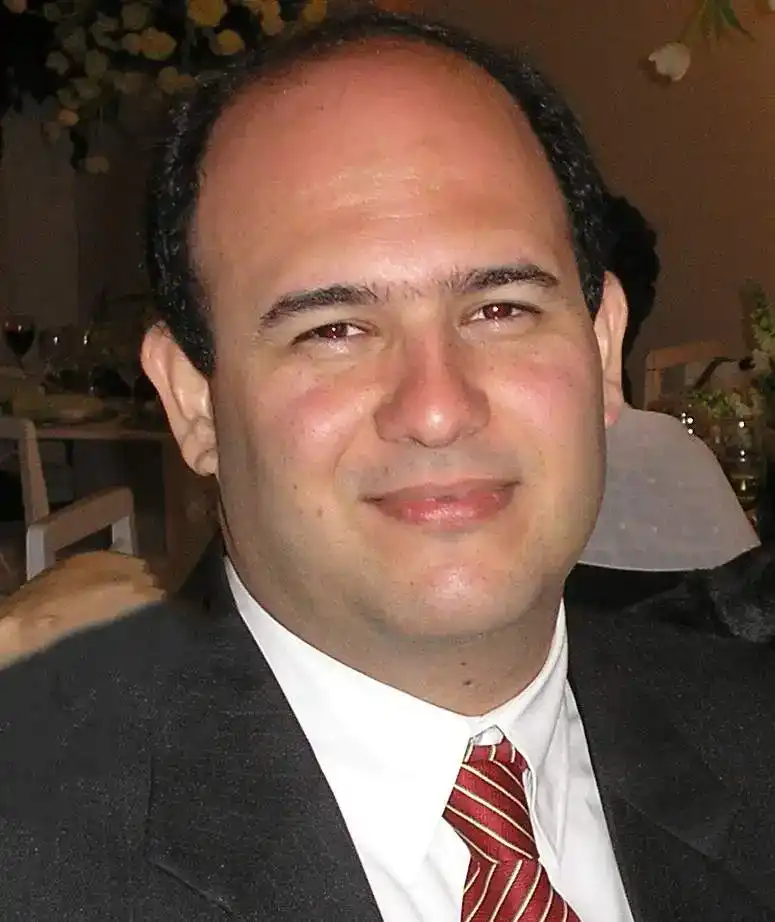 Adriano Barros